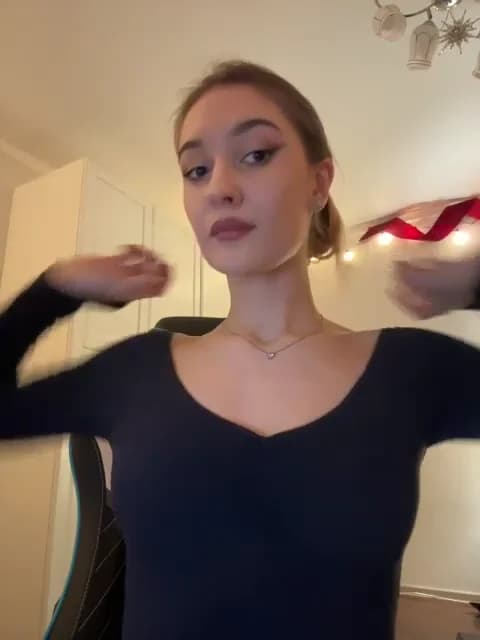 [2026-01-15 14:53] -Lana-Chester- Show (79m)