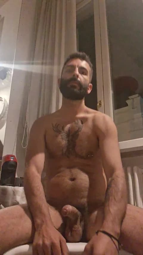 [2026-05-08 22:09] Alessio90italy Show (33m)