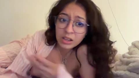 [2026-06-03 05:50] Alicatcua_ Show (30m)