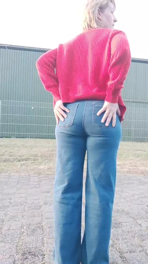 [2026-03-07 17:37] BlueEye_Girl Show (69m)