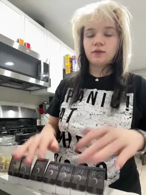 [2026-04-23 03:44] Cutiepiespanks Show (43m)