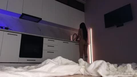 [2026-05-19 07:49] Ella_lee15 Show (107m)