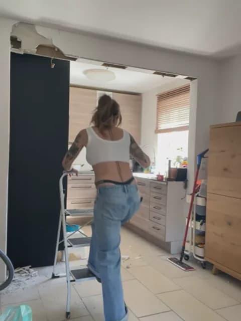 [2026-04-08 10:39] Etwas_neugierig Show (40m)