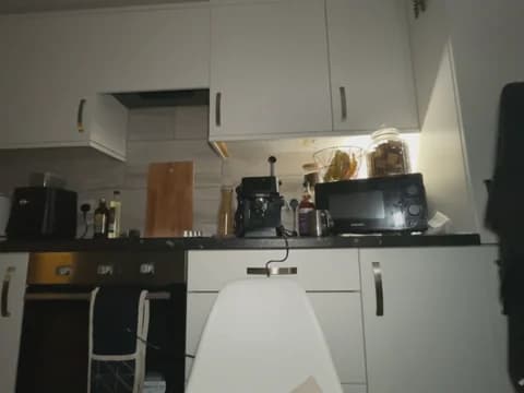 [2026-04-17 05:33] FrancescaXO Show (42m)