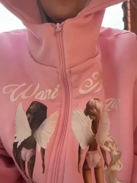 [2026-04-23 11:08] HugeBoobsAlice Show (40m)