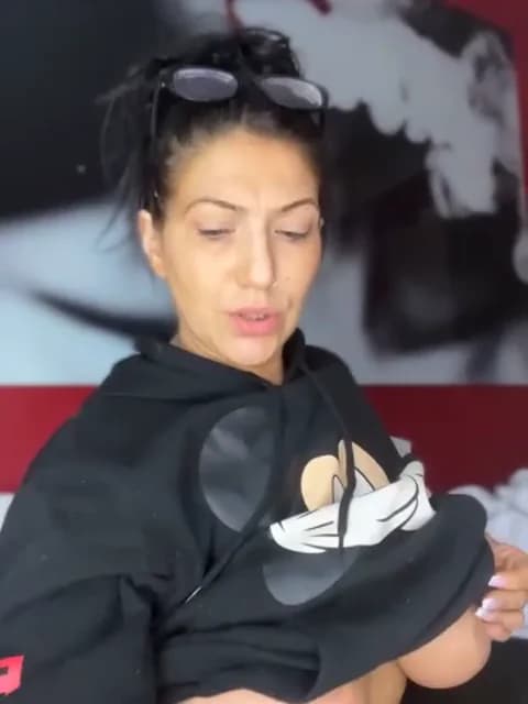 [2026-04-19 18:25] LittleMissEeve Show (88m)