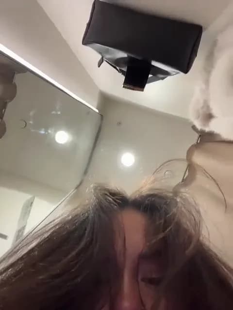 [2026-01-15 15:23] OlivkaVif Show (33m)