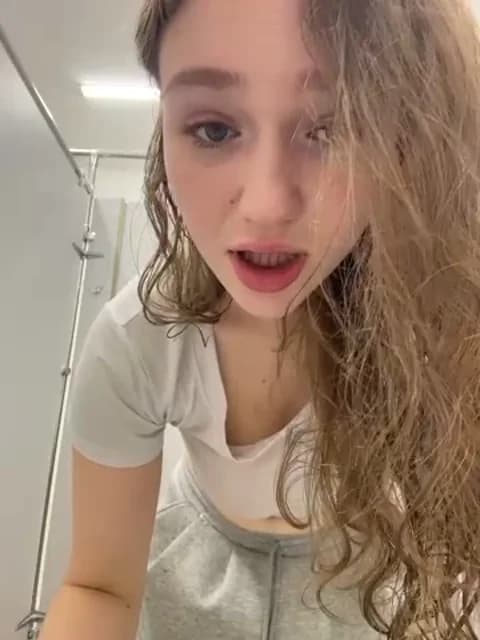 [2026-03-25 05:20] RussianWoman Show (31m)