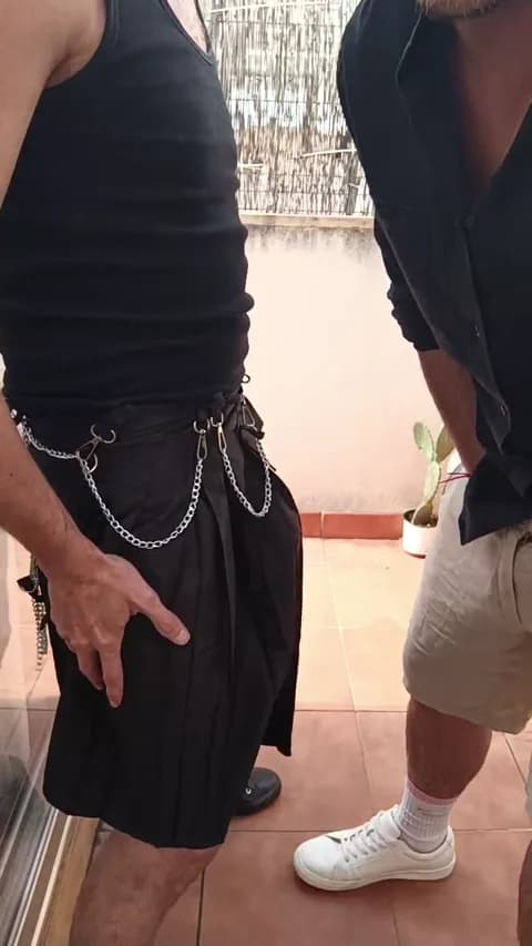 [2026-04-14 09:37] Spanish_Couple2 Show (49m)