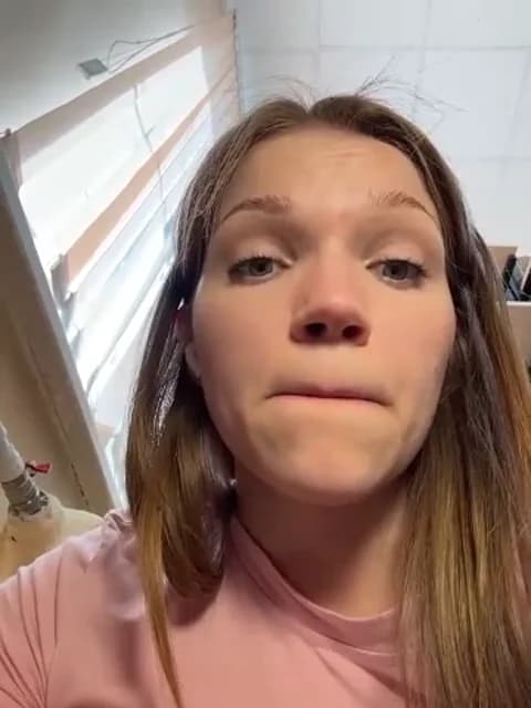 [2026-04-19 11:58] StreetSquirt Show (50m)