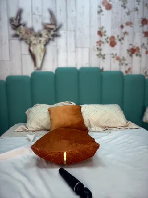 [2026-04-01 01:58] TeaseDollXXX Show (32m)