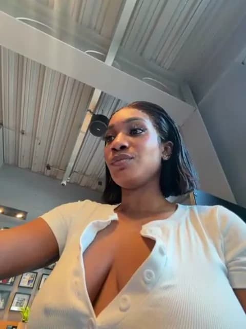 [2026-05-09 13:28] ___Nessa Show (44m)