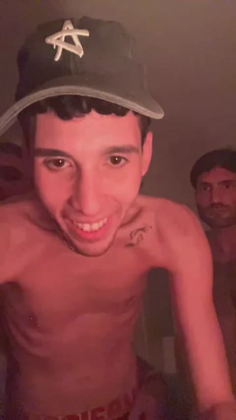 [2026-04-18 12:44] argentinefire Show (36m)