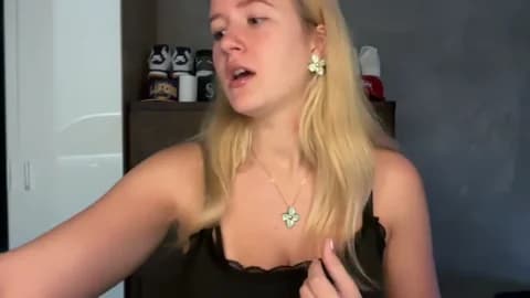 [2026-04-22 03:10] itssosierra Show (35m)