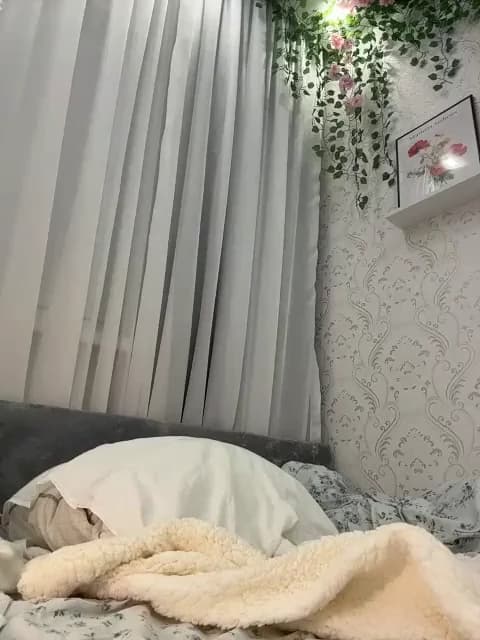 [2026-01-26 23:32] l1ttle-puppy Show (45m)