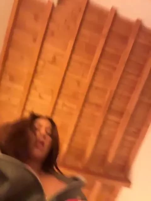 [2026-03-31 02:27] vellaah Show (31m)