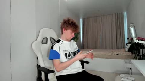 [2026-03-11 12:08] wawesuck Show (97m)