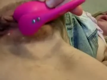 Kylie Chaturbate Model - Cam Recordings