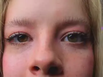 Emma Chaturbate Model - Cam Recordings